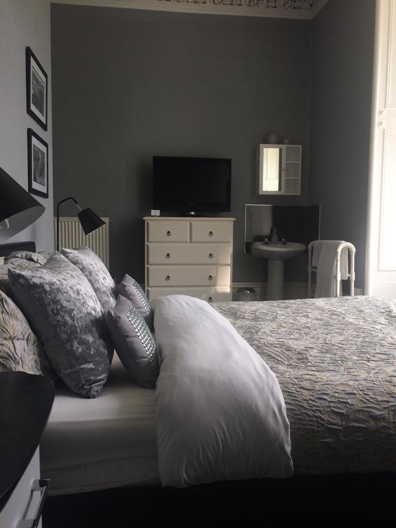 Lochnagar Guest House Абердин Экстерьер фото